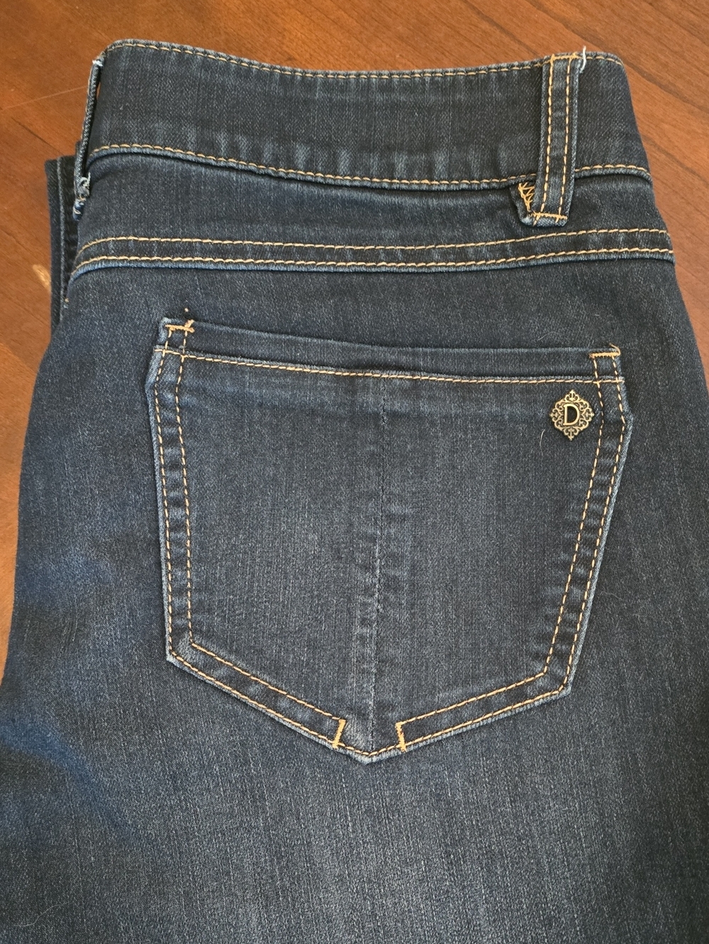 Democracy "AB" Solution Dark Wash Boot Cut Stretch Jeans Size 10 EUC